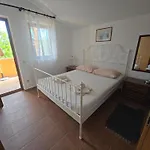 Pensionat Sanja 3*