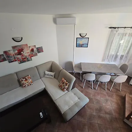 Casa de hóspedes Sanja Premantura