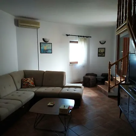 Sanja 3* Premantura