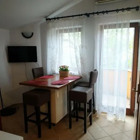 Sanja 3* Premantura