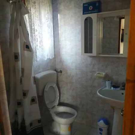 Guest house Sanja 3*