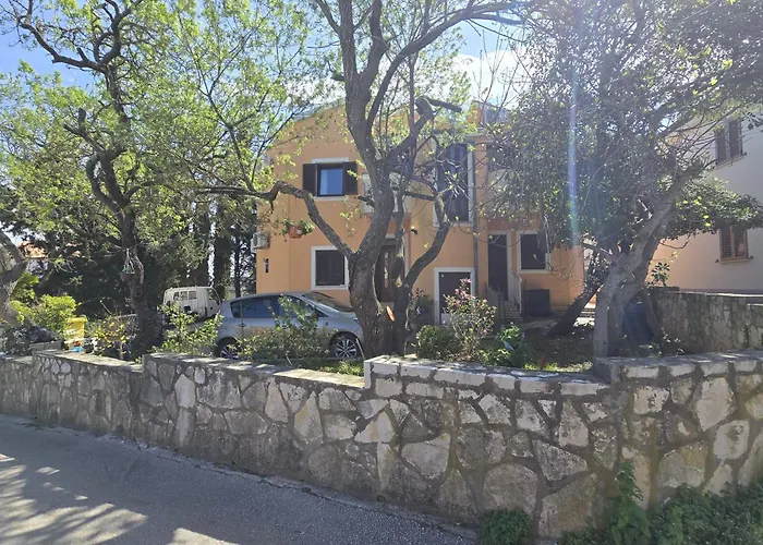 Πανσιόν Sanja