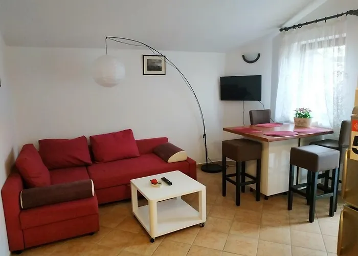 Πανσιόν Sanja