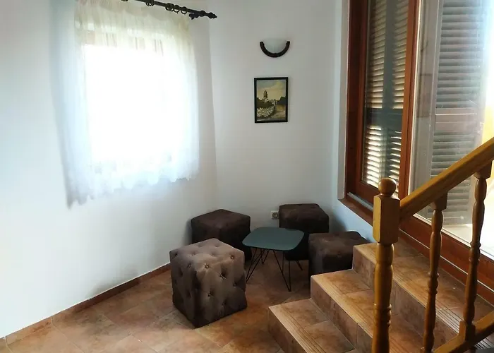 Sanja Πανσιόν Premantura