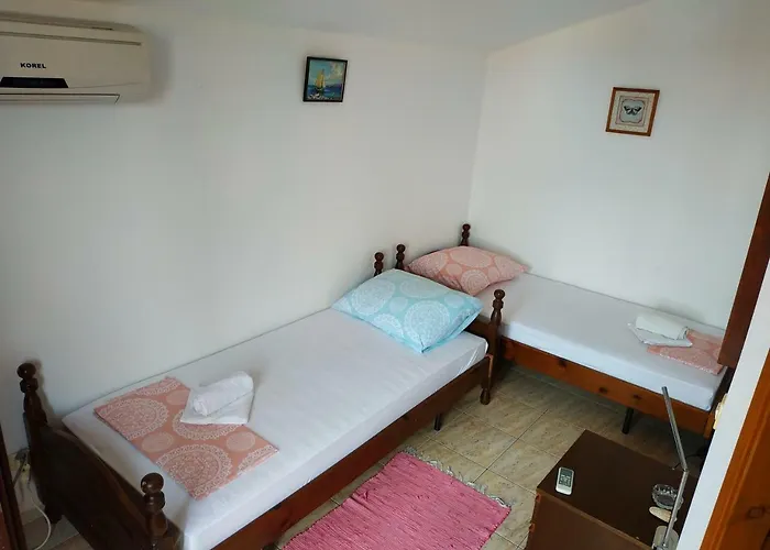 Sanja Πανσιόν